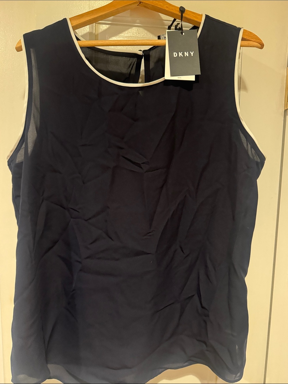 DKNY Black NWT Sleeveless Shell Top with White Piping Trim Sheer